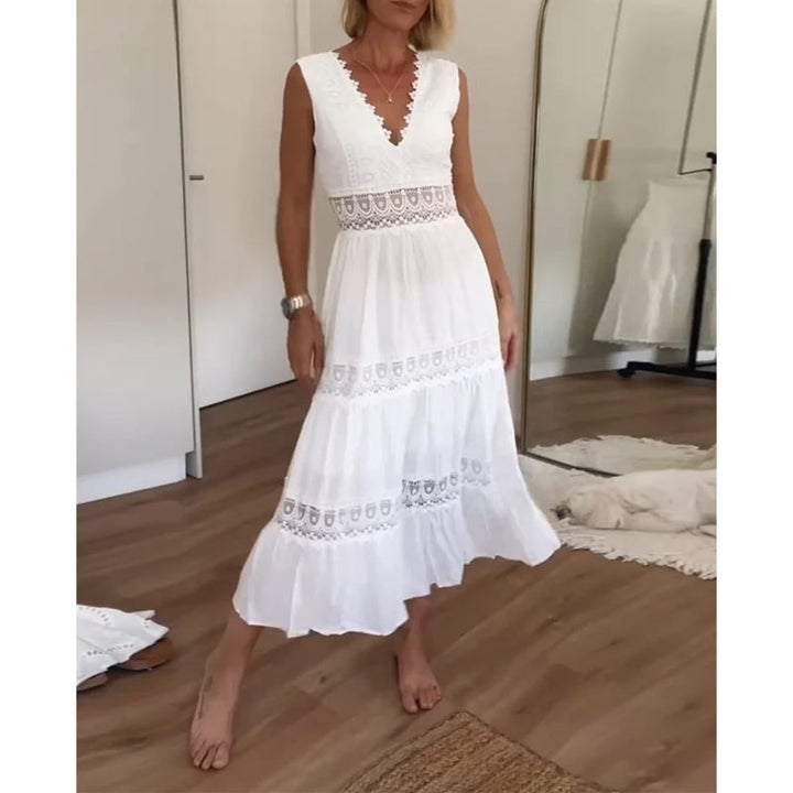 Lera | Elegant Lace Dress with V-Neck