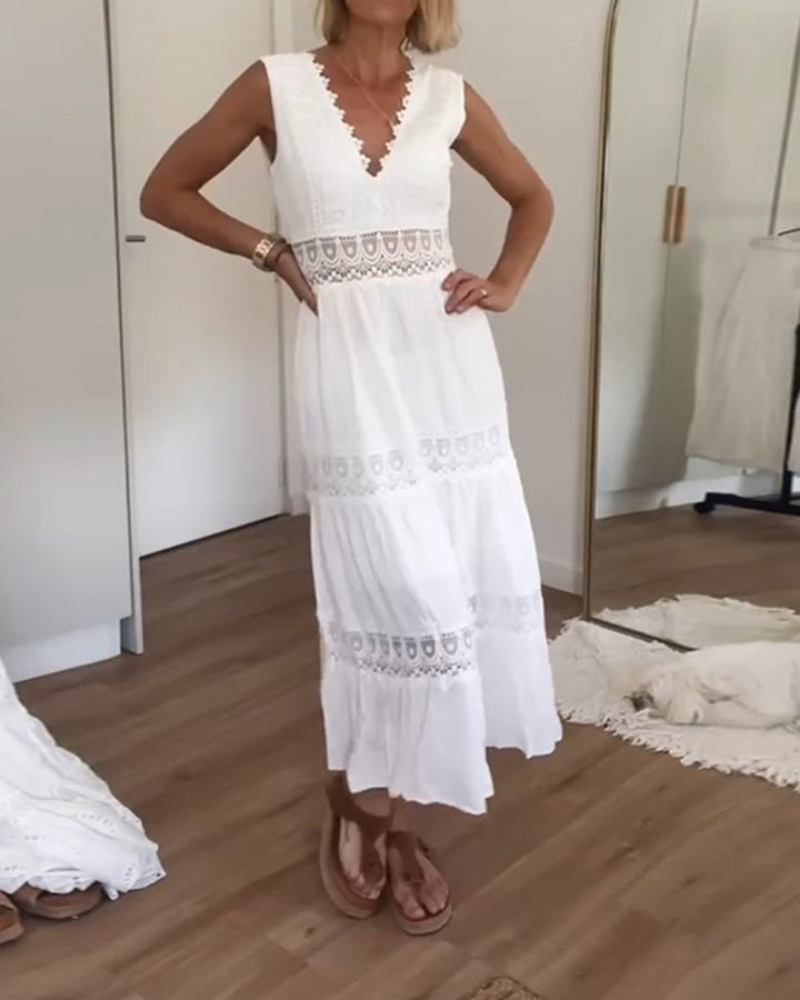Lera | Elegant Lace Dress with V-Neck