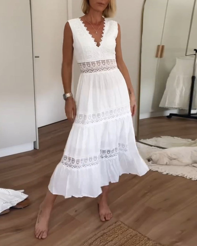 Lera | Elegant Lace Dress with V-Neck
