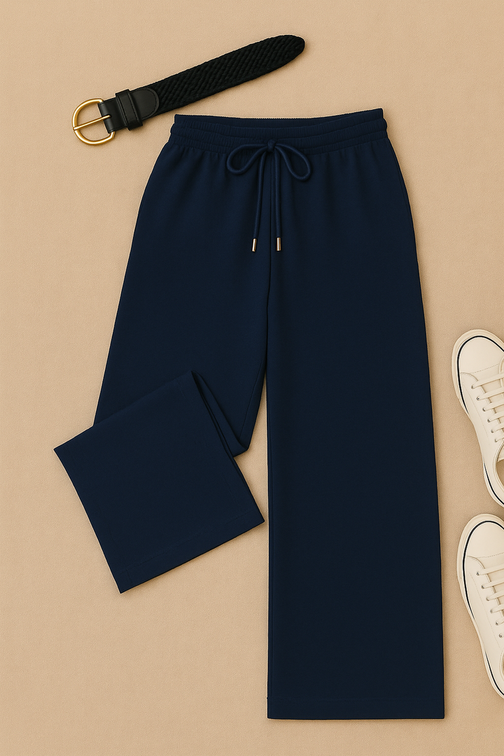 Women’s Pants – Floor-Length Look, High-Waisted & Relaxed