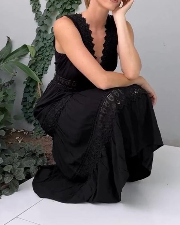 Lera | Elegant Lace Dress with V-Neck